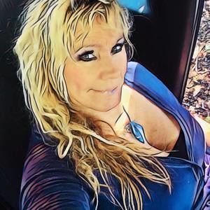 Meet your Posher, Debby